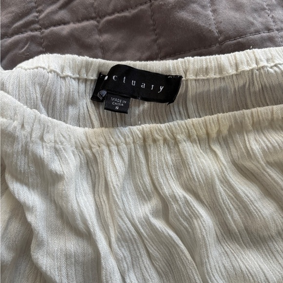 Sancuary lightweight gauze White Women's flutter Top - Picture 2 of 7